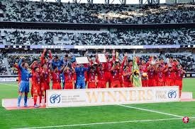 21 点牌感错觉：经验如何被过度神话？（黑杰克牌感的幻觉：经验为何被过度神化？）